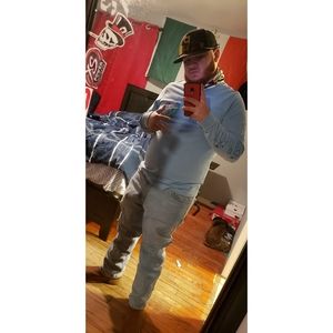 Meet your Posher, Alejandro